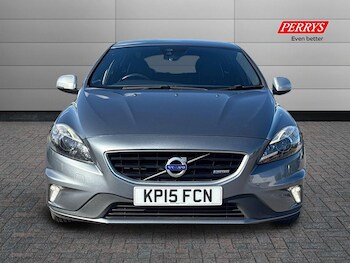 Used Volvo V40 2015 for sale - 76035257: Photo 4