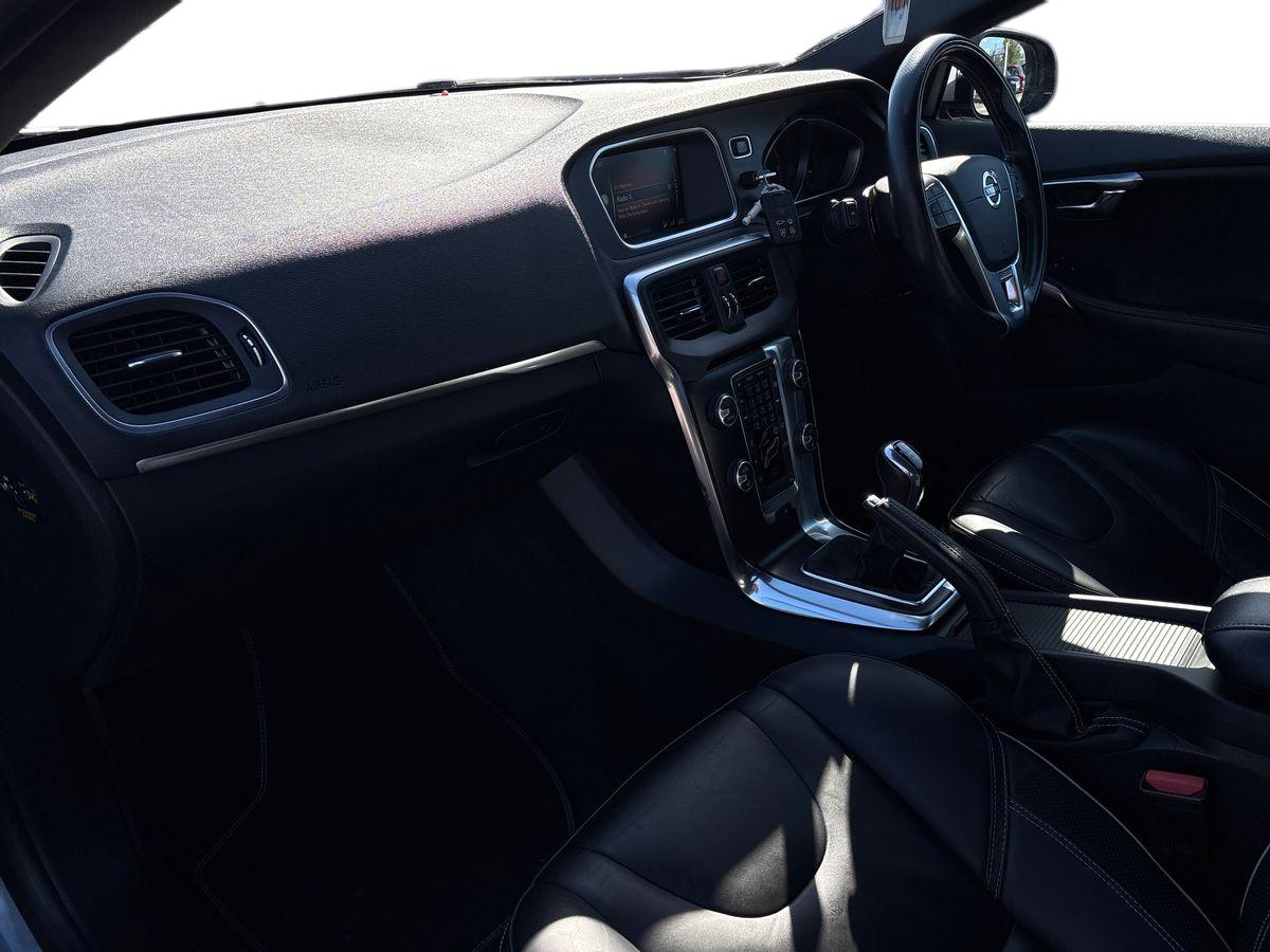 Used Volvo V40 2015 for sale - 76035257: Photo 7