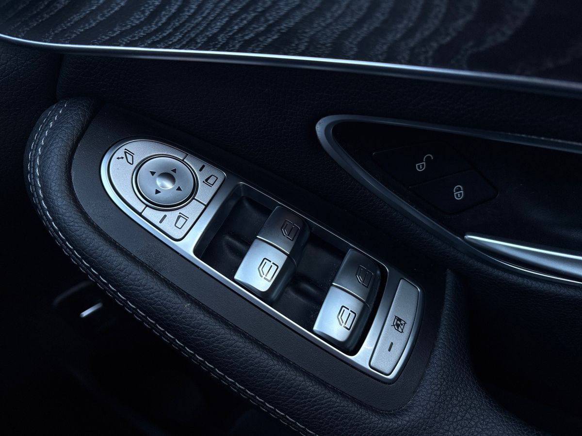 Used Mercedes-Benz GLC 2017 for sale - 76542389: Photo 18