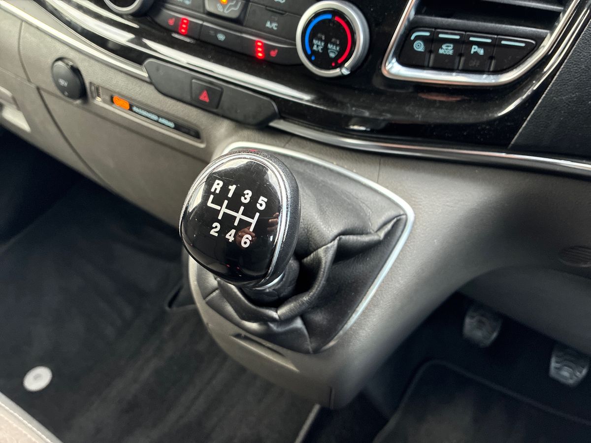 Used Ford Tourneo Custom 2022 for sale - 76518186: Photo 15