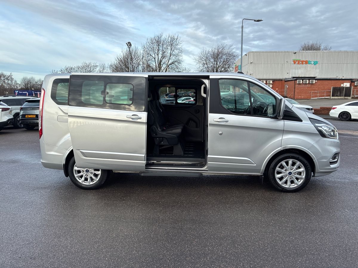 Used Ford Tourneo Custom 2022 for sale - 76518186: Photo 28