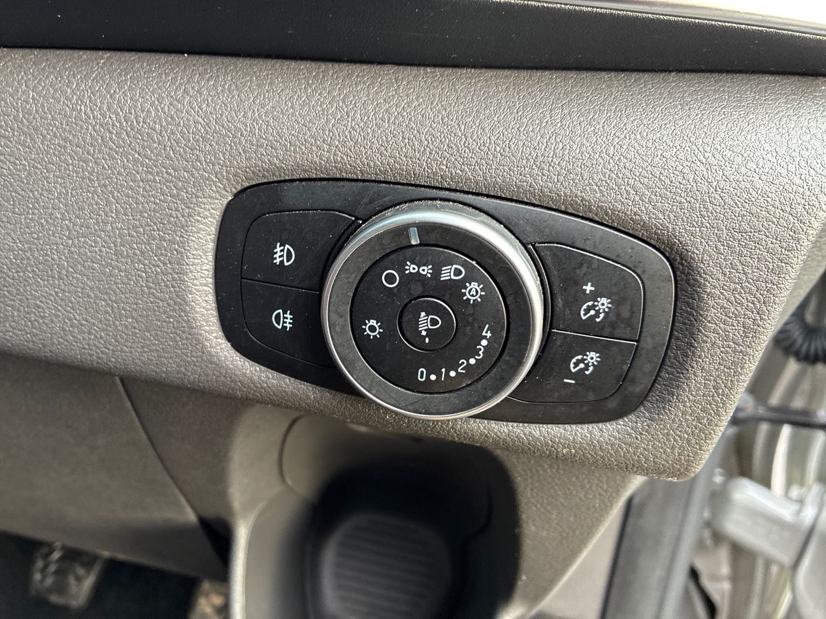 Used Ford Tourneo Custom 2022 for sale - 76518186: Photo 32