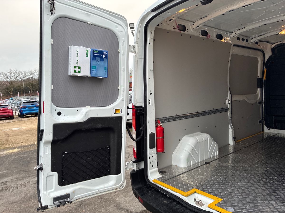 Used Ford Transit 2022 for sale - 76958005: Photo 26