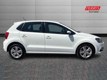 Used Volkswagen Polo 2017 for sale - 74980561: Photo