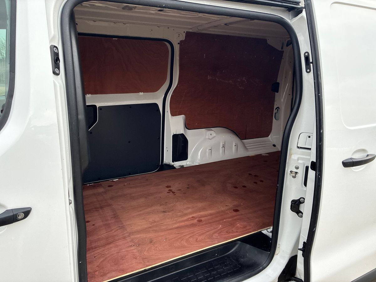 Used Vauxhall Vivaro 2022 for sale - 77113660: Photo 23