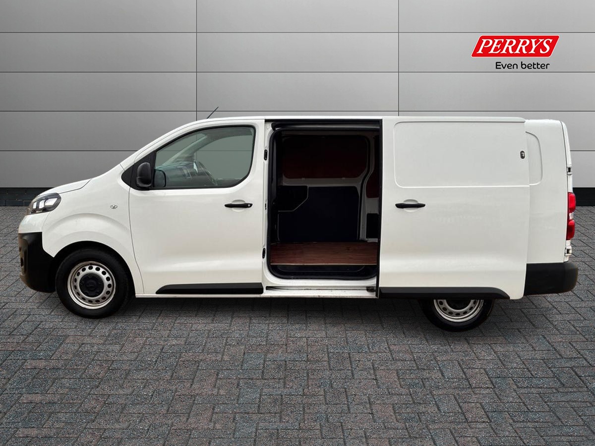 Used Vauxhall Vivaro 2022 for sale - 77113660: Photo 3