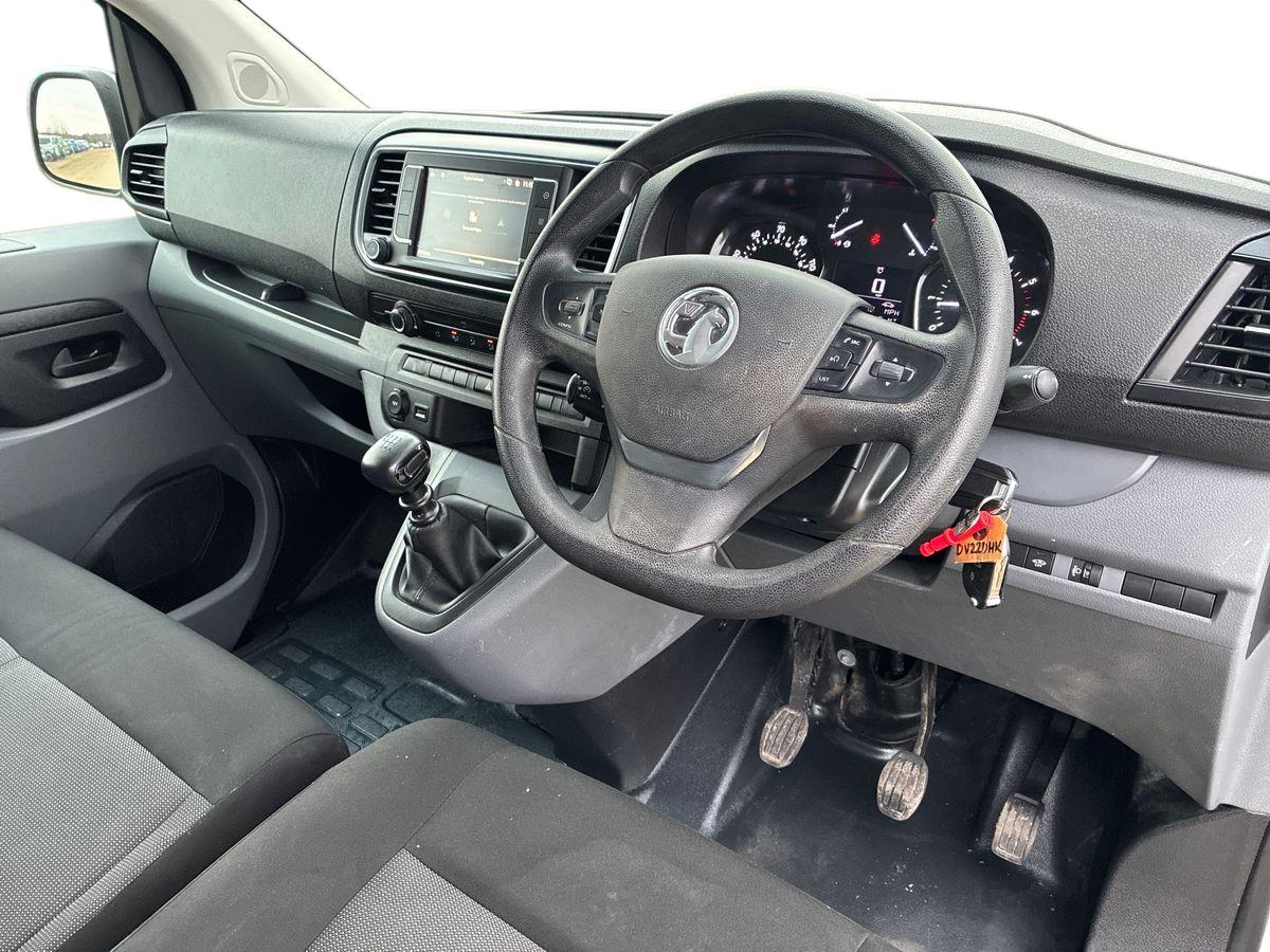 Used Vauxhall Vivaro 2022 for sale - 77113660: Photo 8