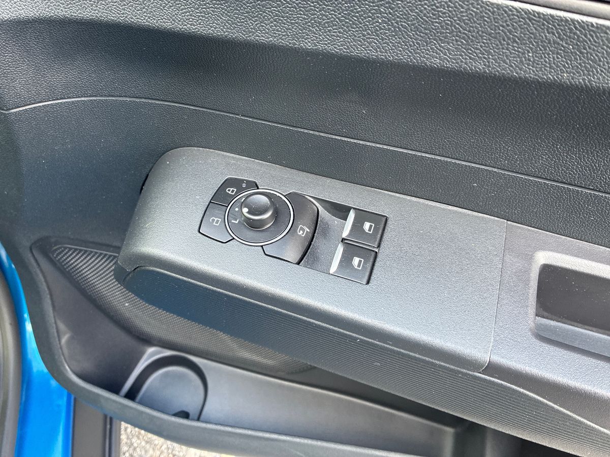 Used Ford Transit Courier 2024 for sale - 76931801: Photo 17