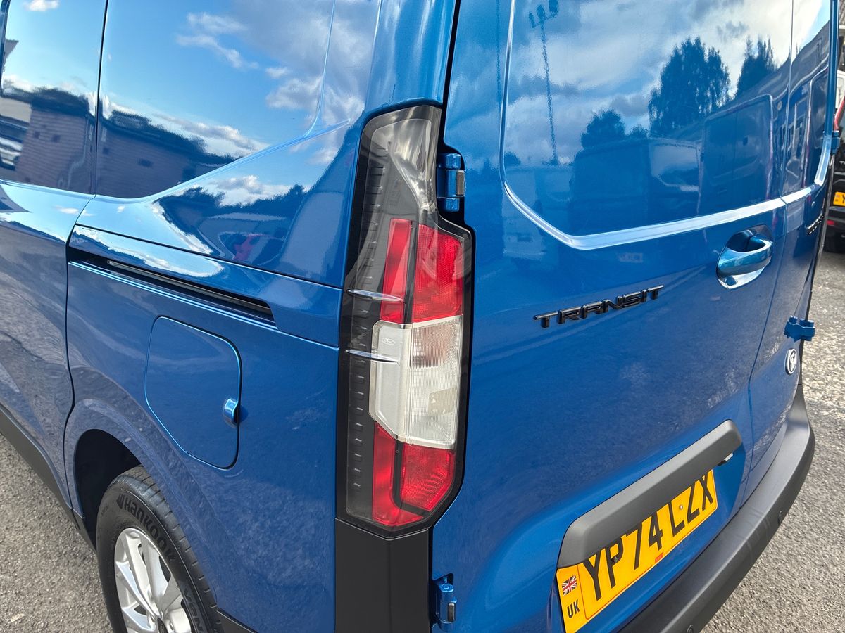 Used Ford Transit Courier 2024 for sale - 76931801: Photo 21