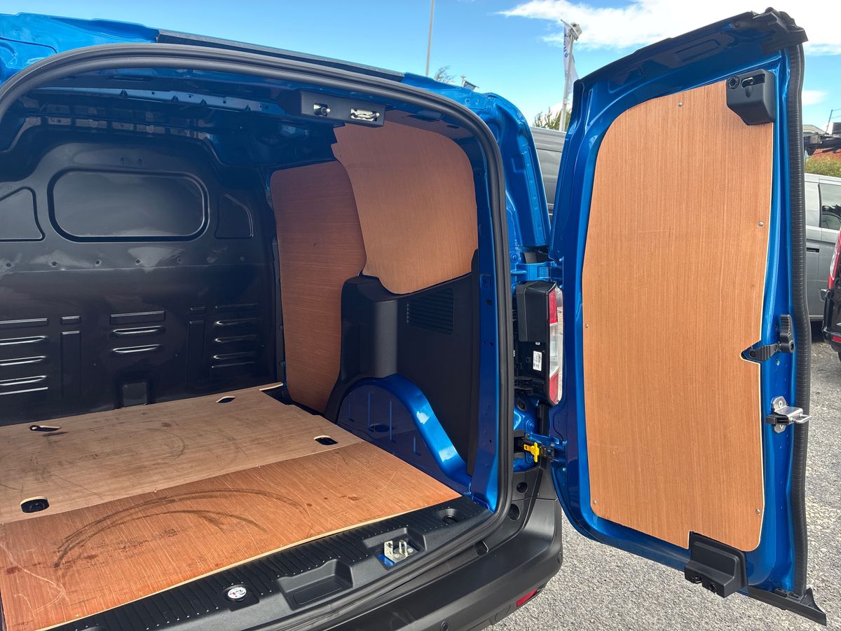 Used Ford Transit Courier 2024 for sale - 76931801: Photo 25