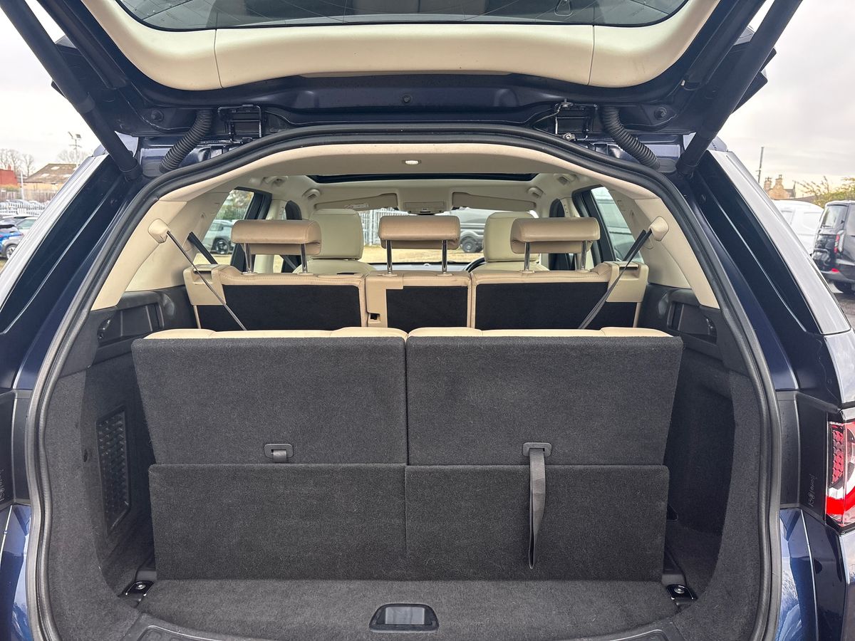 Used Land Rover Discovery Sport 2017 for sale - 76542387: Photo 20