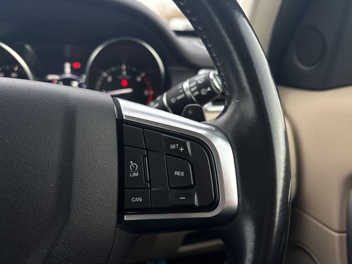 Used Land Rover Discovery Sport 2017 for sale - 76542387: Photo 21