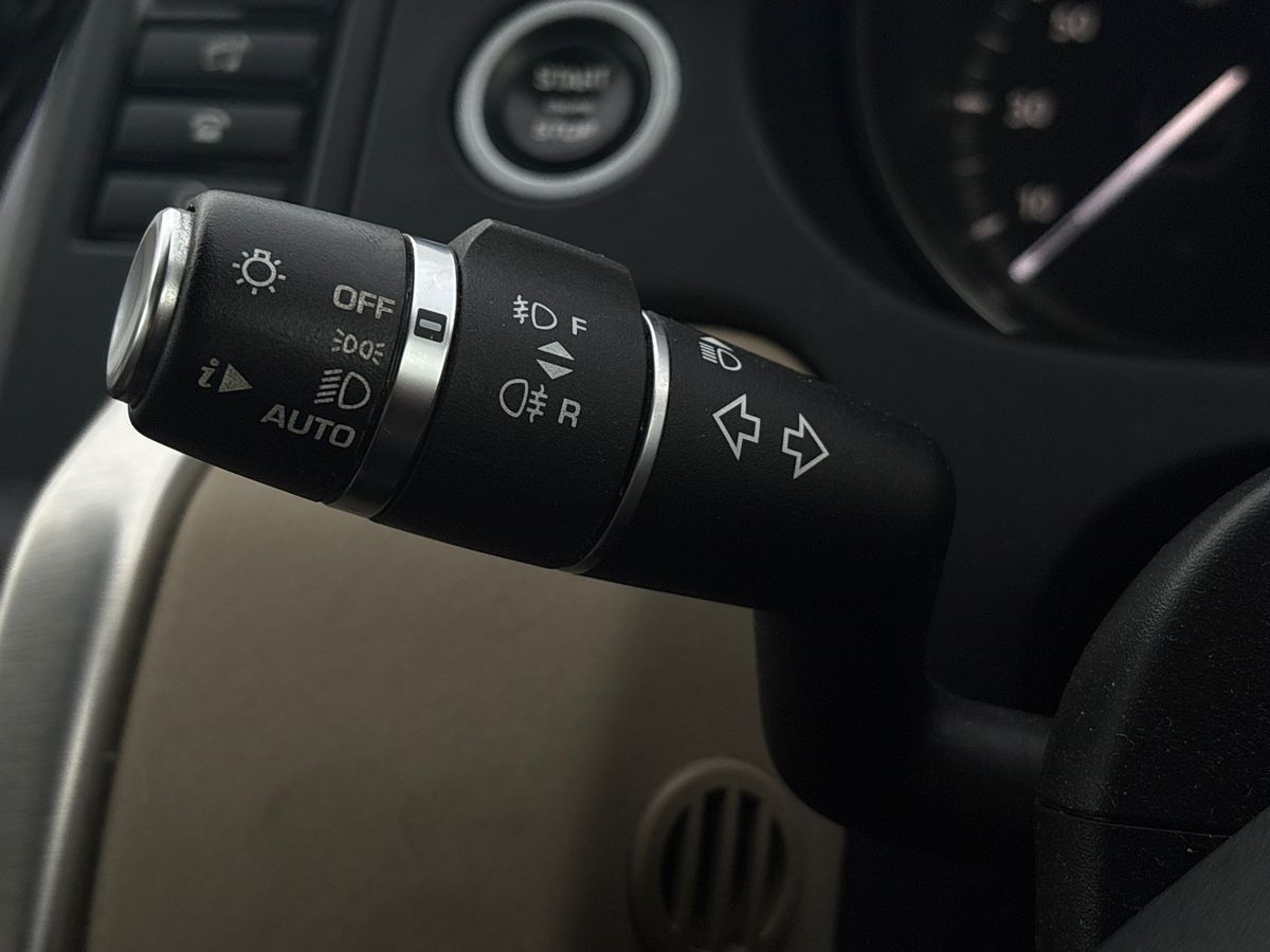 Used Land Rover Discovery Sport 2017 for sale - 76542387: Photo 23