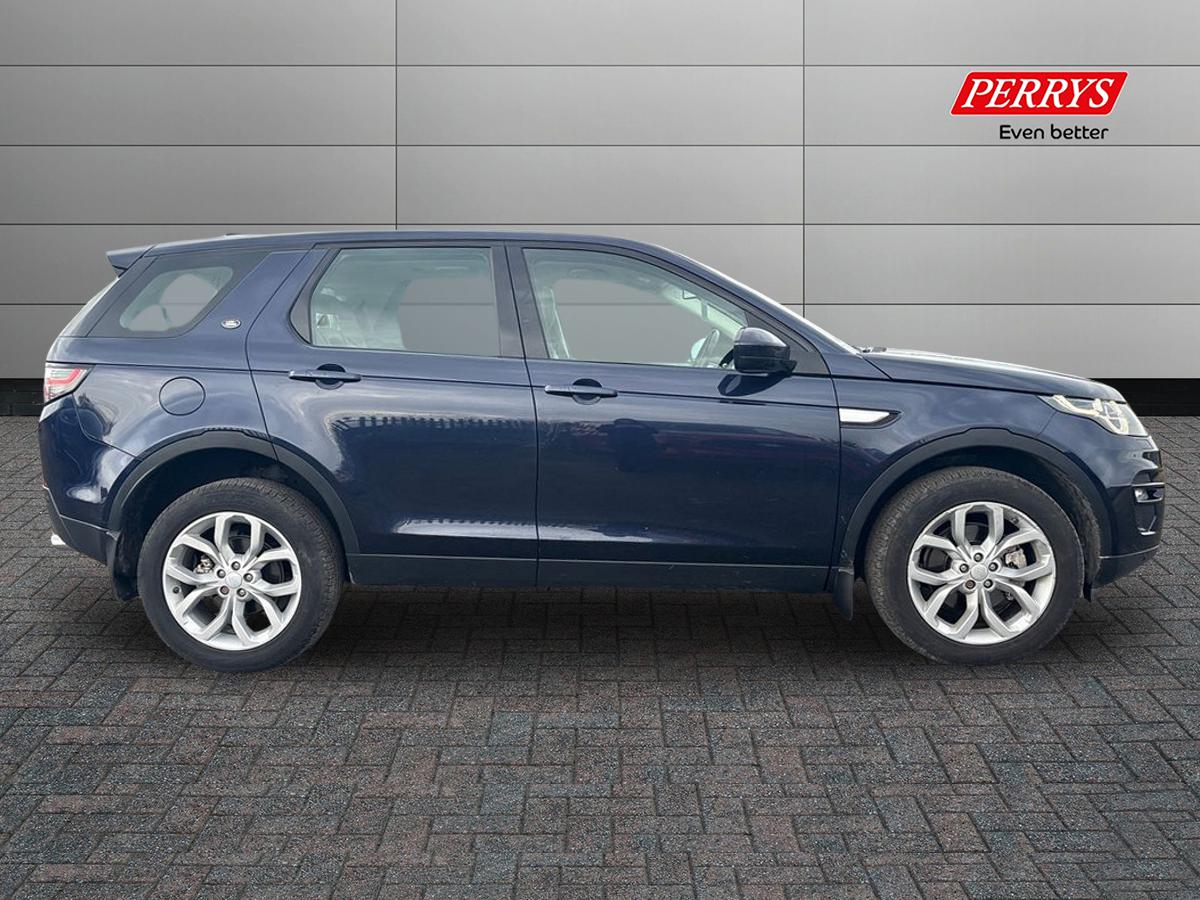 Used Land Rover Discovery Sport 2017 for sale - 76542387: Photo 3