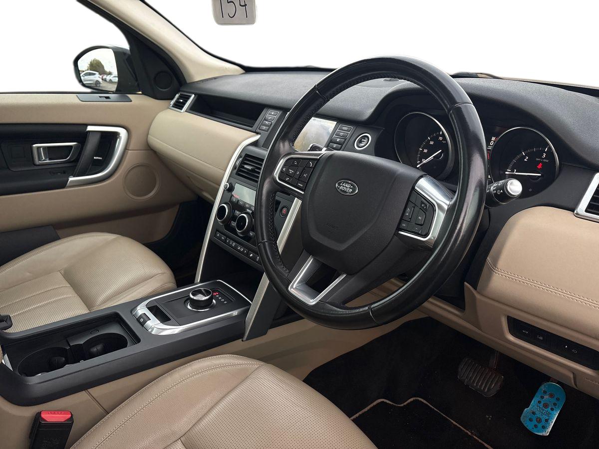 Used Land Rover Discovery Sport 2017 for sale - 76542387: Photo 8