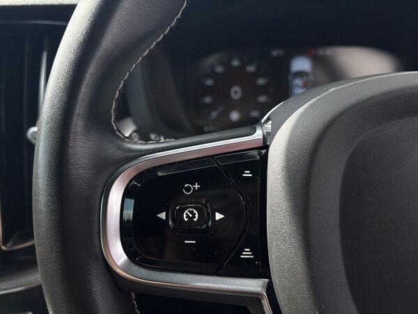 Used Volvo XC60 2021 for sale - 75461244: Photo 17