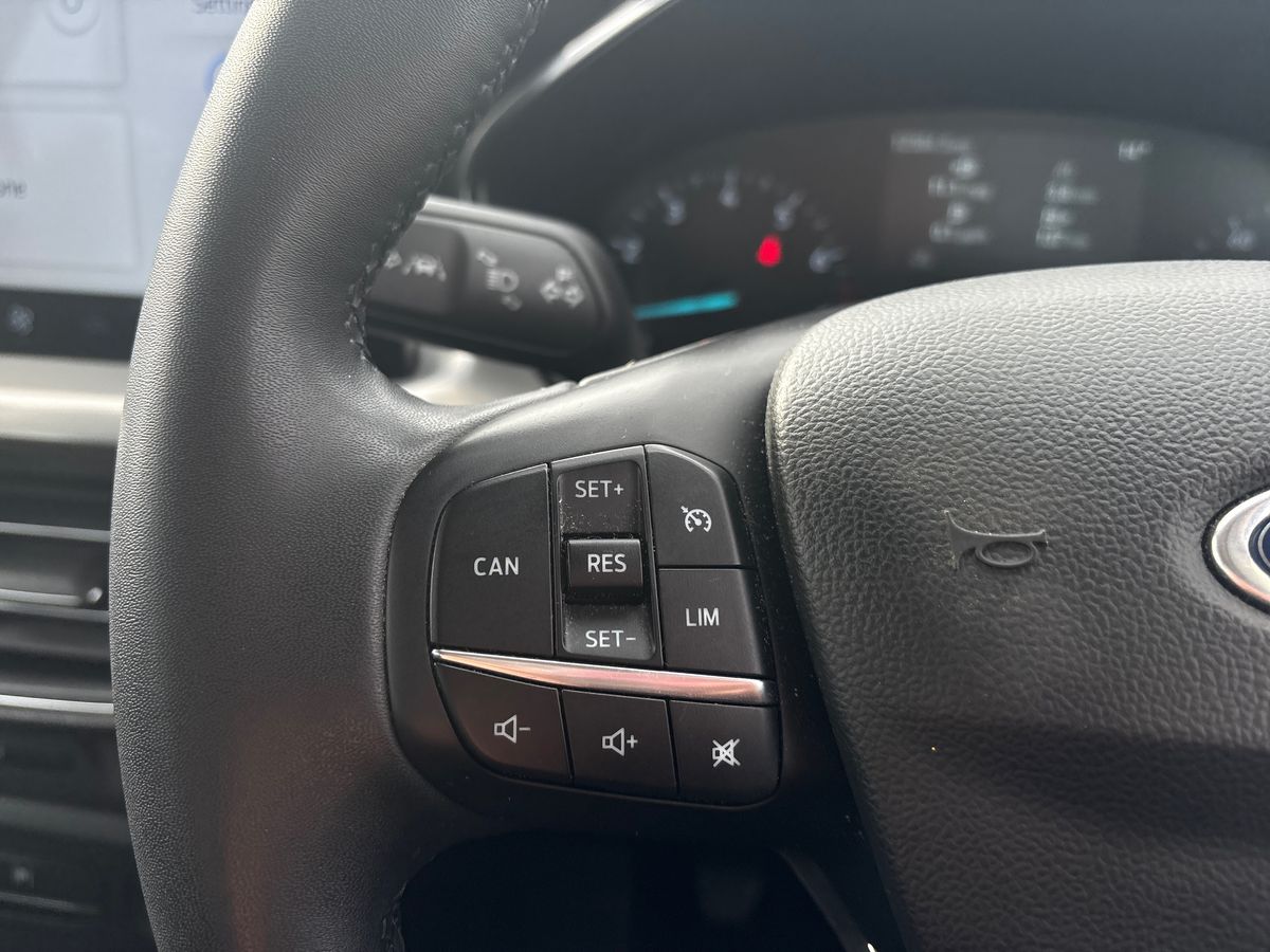 Used Ford Focus 2022 for sale - 76045564: Photo 16