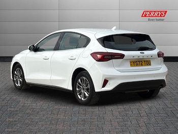 Used Ford Focus 2022 for sale - 76045564: Photo 2