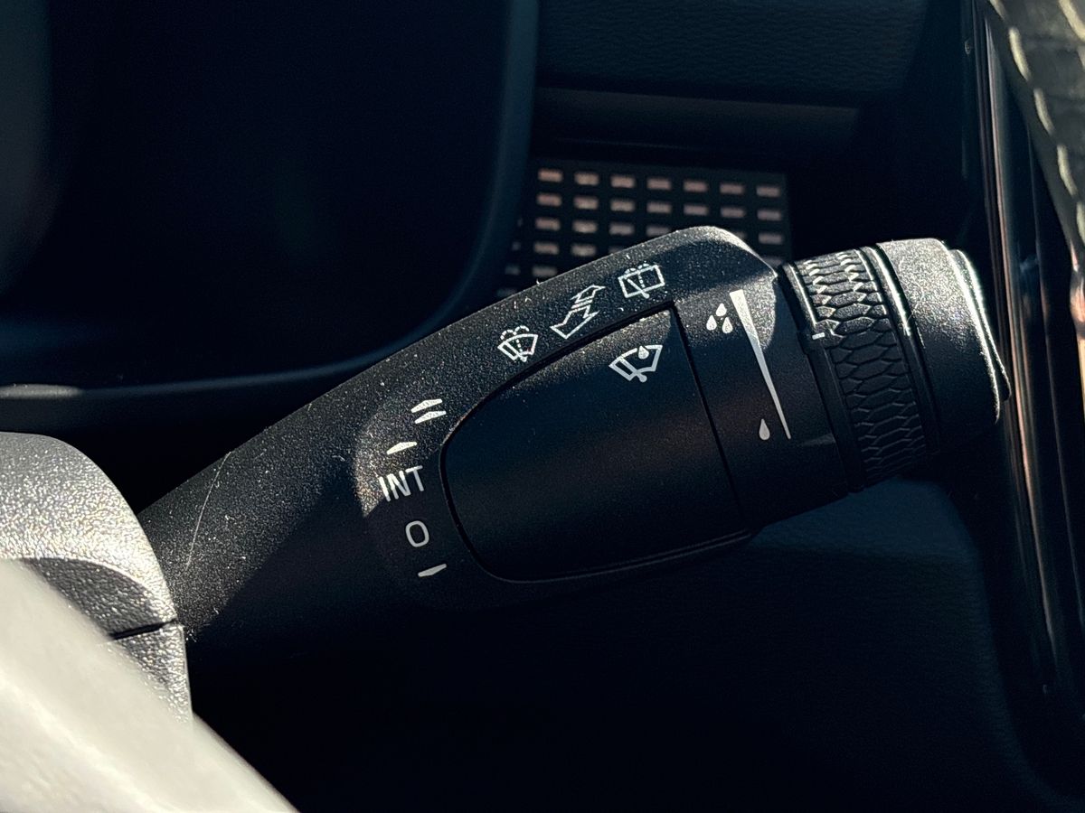Used Volvo XC40 2020 for sale - 75996028: Photo 32
