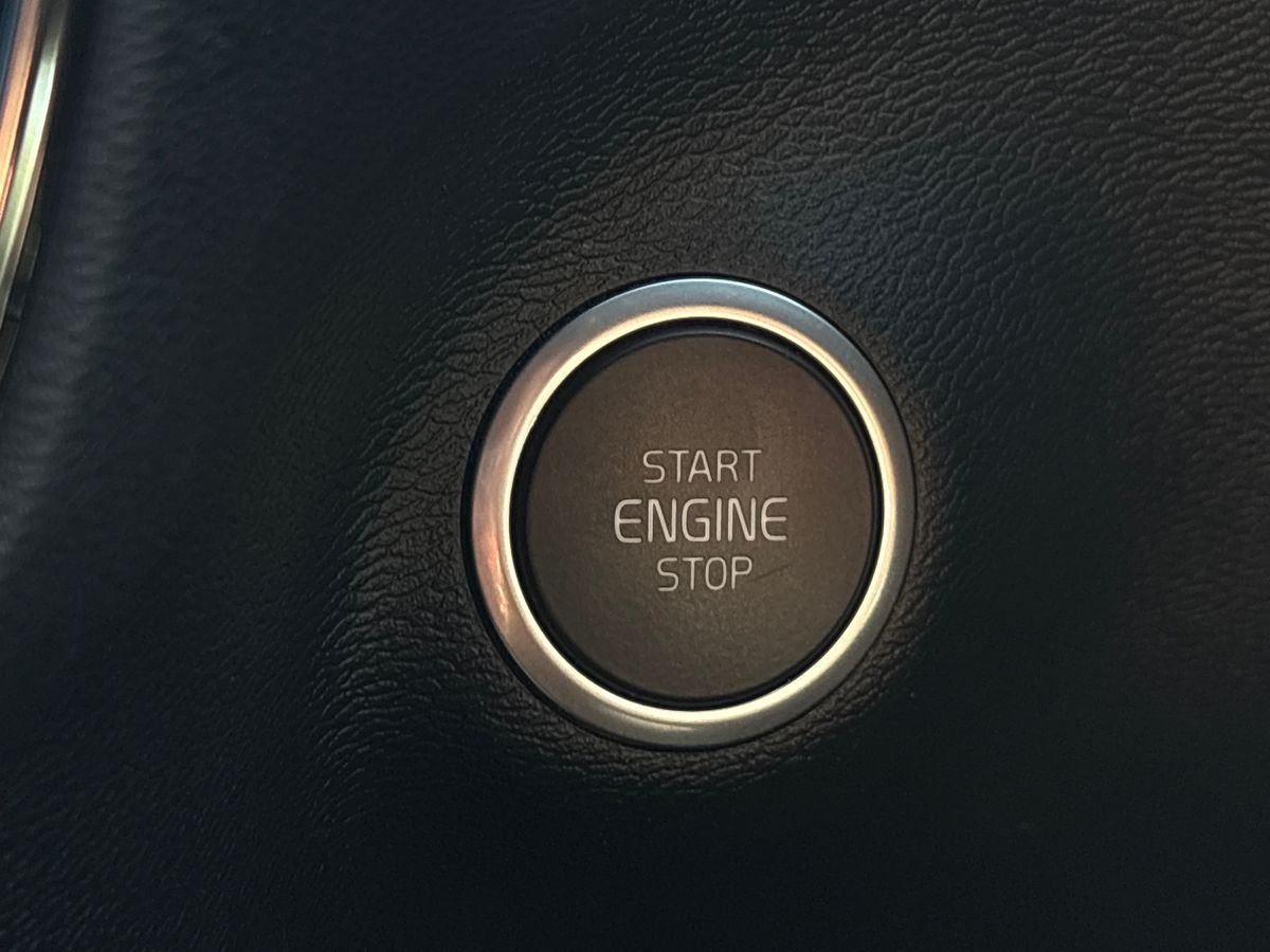 Used Volvo XC40 2020 for sale - 75996028: Photo 35