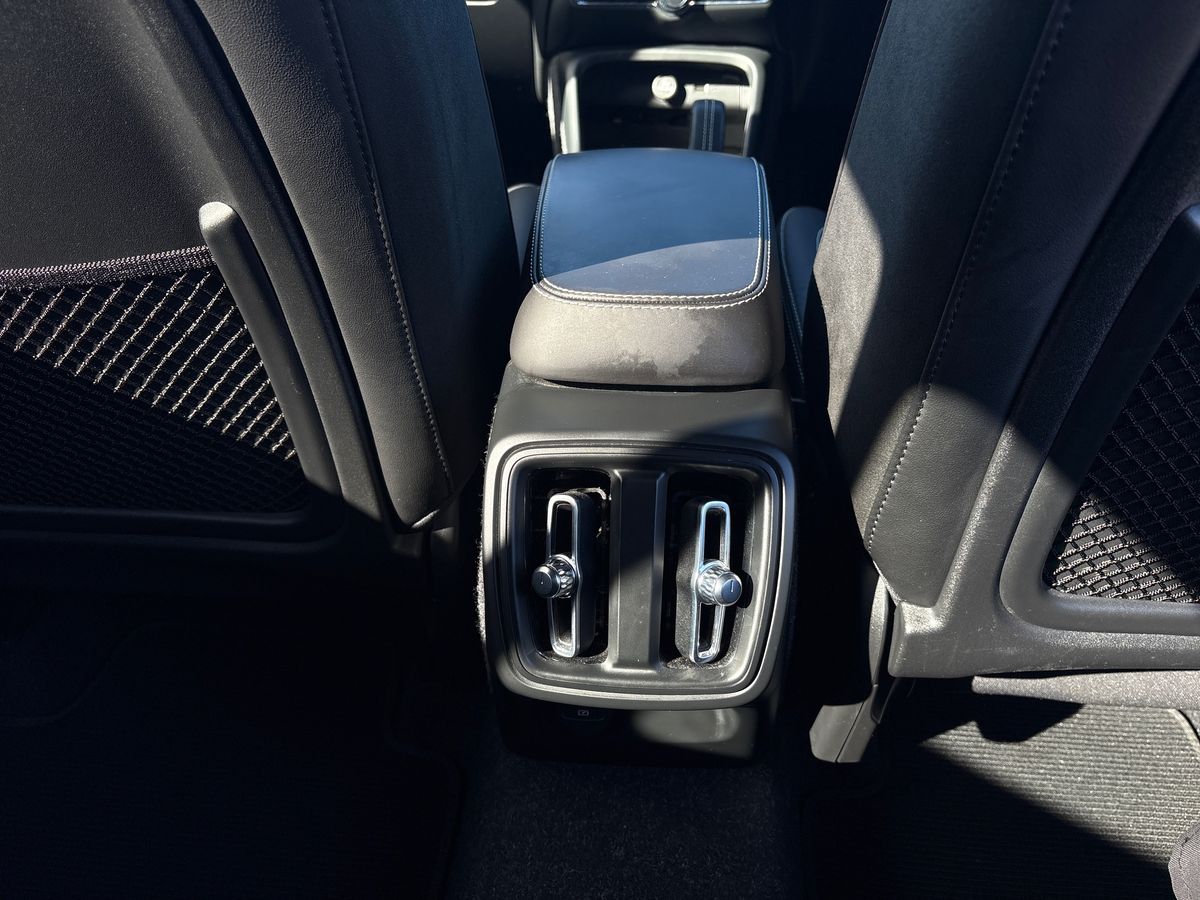 Used Volvo XC40 2020 for sale - 75996028: Photo 39