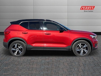 Used Volvo XC40 2020 for sale - 75996028: Photo