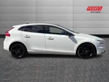 Used Volvo V40 2016 for sale - 74703473: Photo