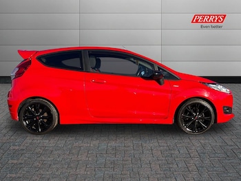 Used Ford Fiesta 2017 for sale - 77077517: Photo