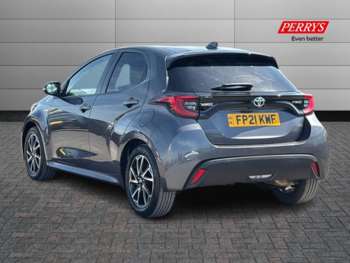 Used Toyota Yaris 2021 for sale - 74352947: Photo