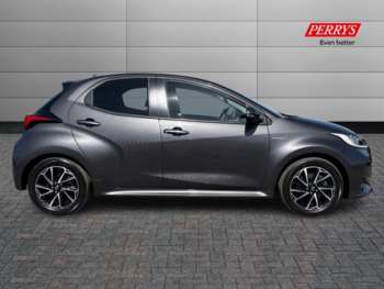 Used Toyota Yaris 2021 for sale - 74352947: Photo