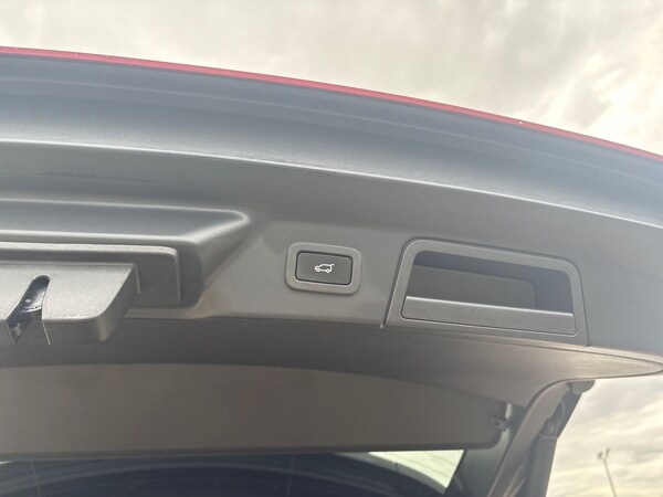 Used Land Rover Range Rover Velar 2020 for sale - 75661520: Photo 32