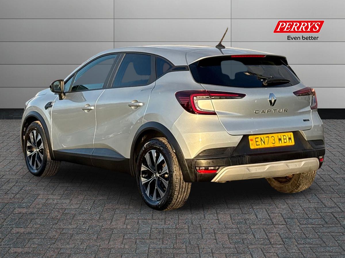 Used Renault Captur 2024 for sale - 76706851: Photo 2