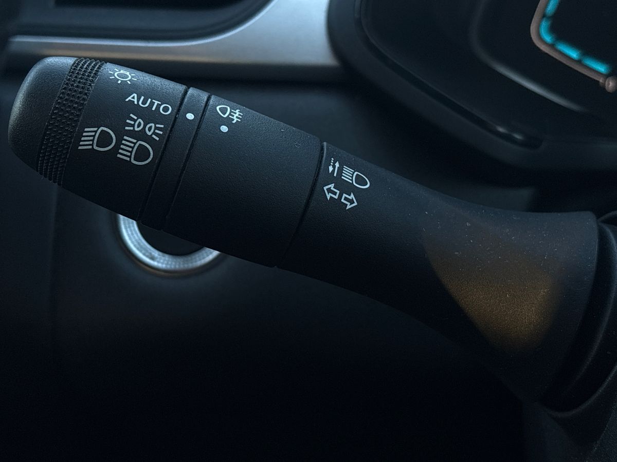 Used Renault Captur 2024 for sale - 76706851: Photo 24