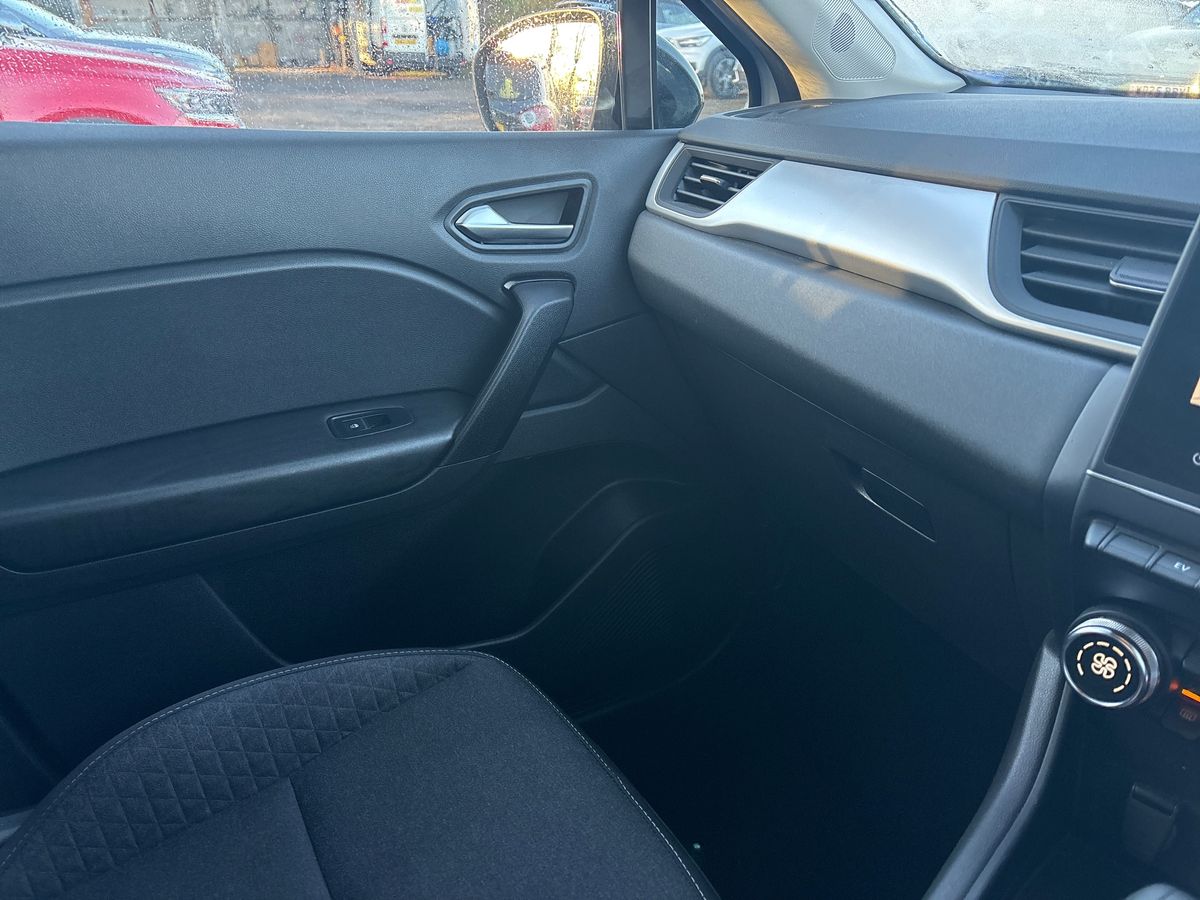 Used Renault Captur 2024 for sale - 76706851: Photo 29