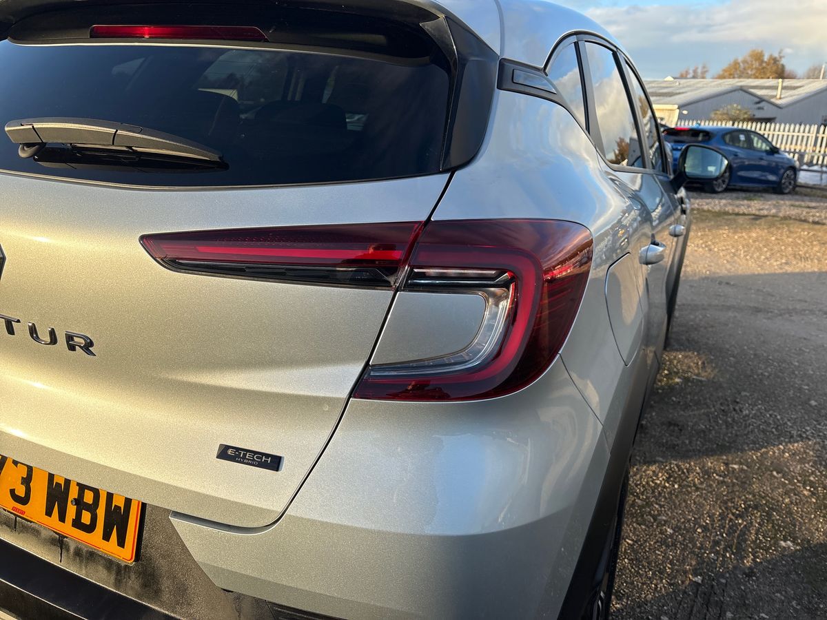 Used Renault Captur 2024 for sale - 76706851: Photo 40