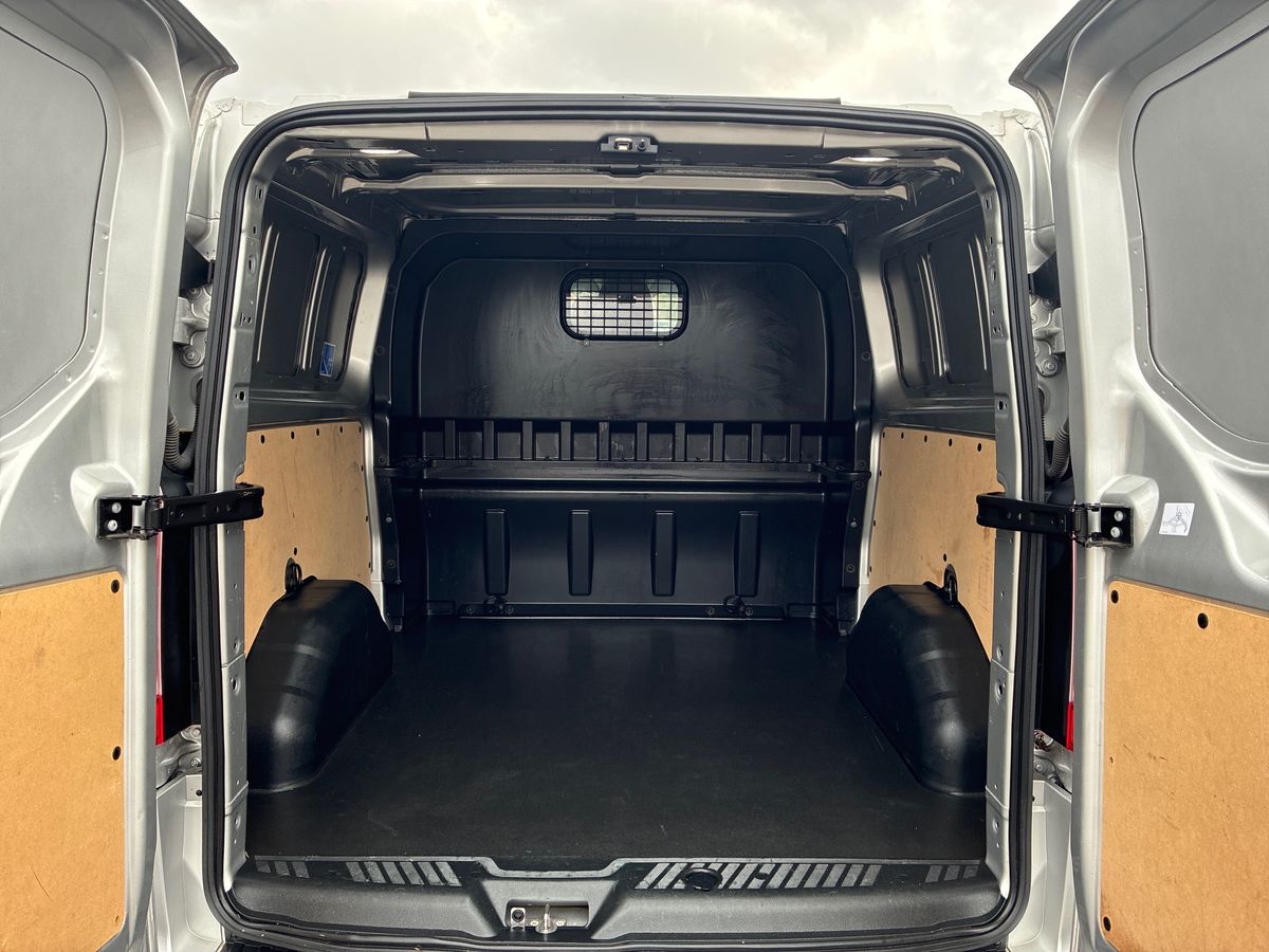 Used Ford Transit Custom 2023 for sale - 76577576: Photo 18