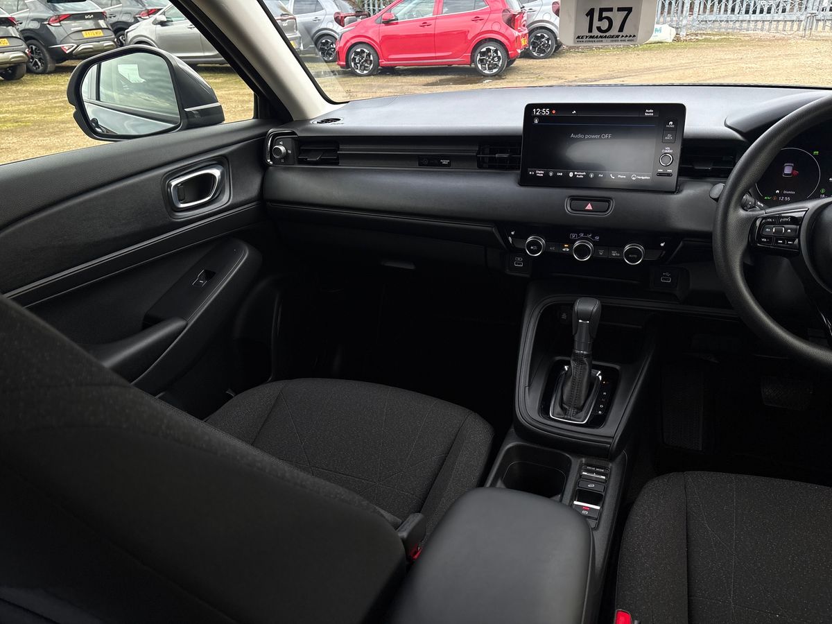 Used Honda HR-V 2023 for sale - 76462302: Photo 17