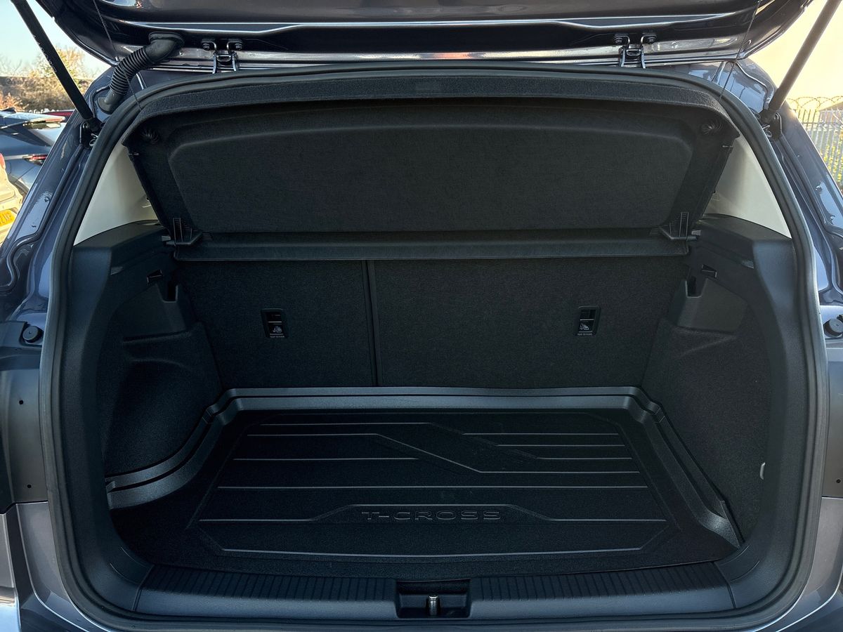 Used Volkswagen T-Cross 2025 for sale - 76777483: Photo 20