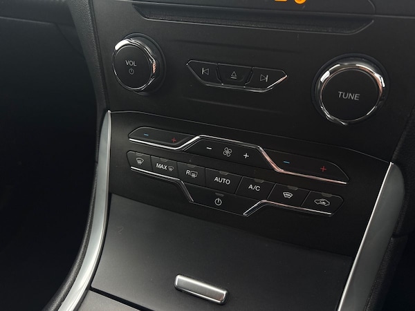 Used Ford S-Max 2022 for sale - 76272415: Photo 13