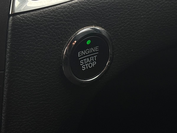 Used Ford S-Max 2022 for sale - 76272415: Photo 30