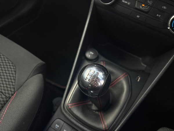 Used Ford Fiesta 2021 for sale - 76311104: Photo 30