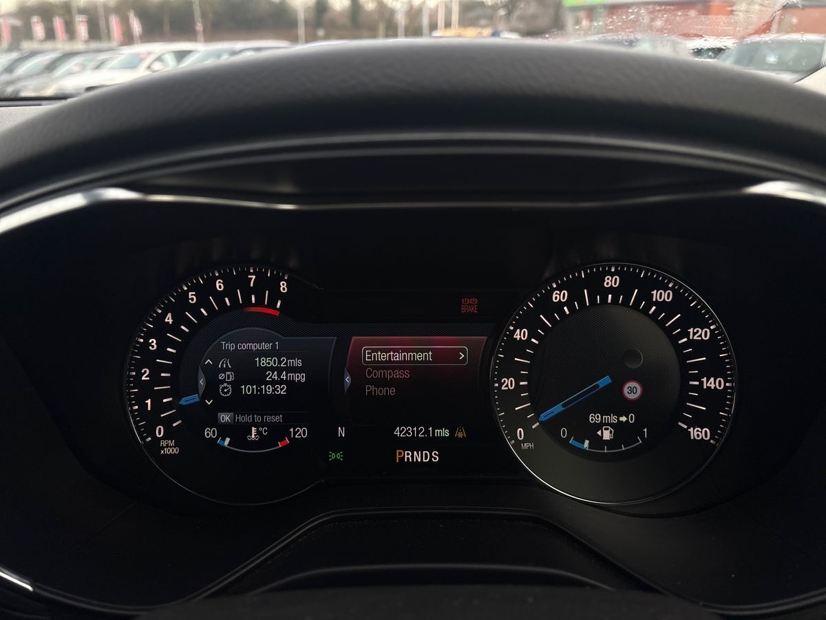 Used Ford Mondeo 2015 for sale - 77086129: Photo 15