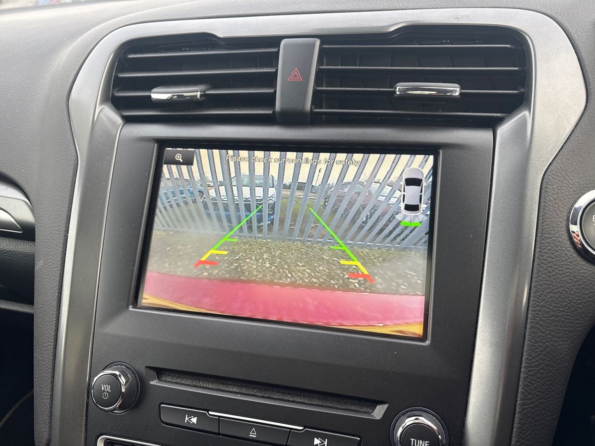 Used Ford Mondeo 2015 for sale - 77086129: Photo 39