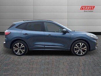 Used Ford Kuga 2022 for sale - 75996072: Photo 3