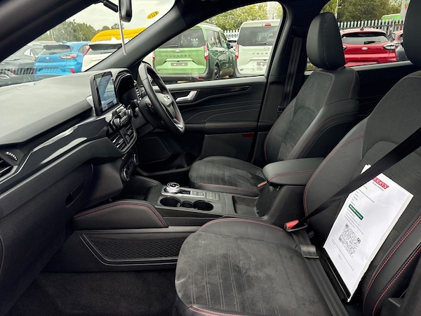 Used Ford Kuga 2022 for sale - 75996072: Photo 42