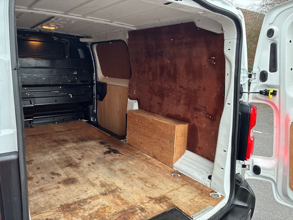 Used Vauxhall Vivaro 2022 for sale - 76958001: Photo 27