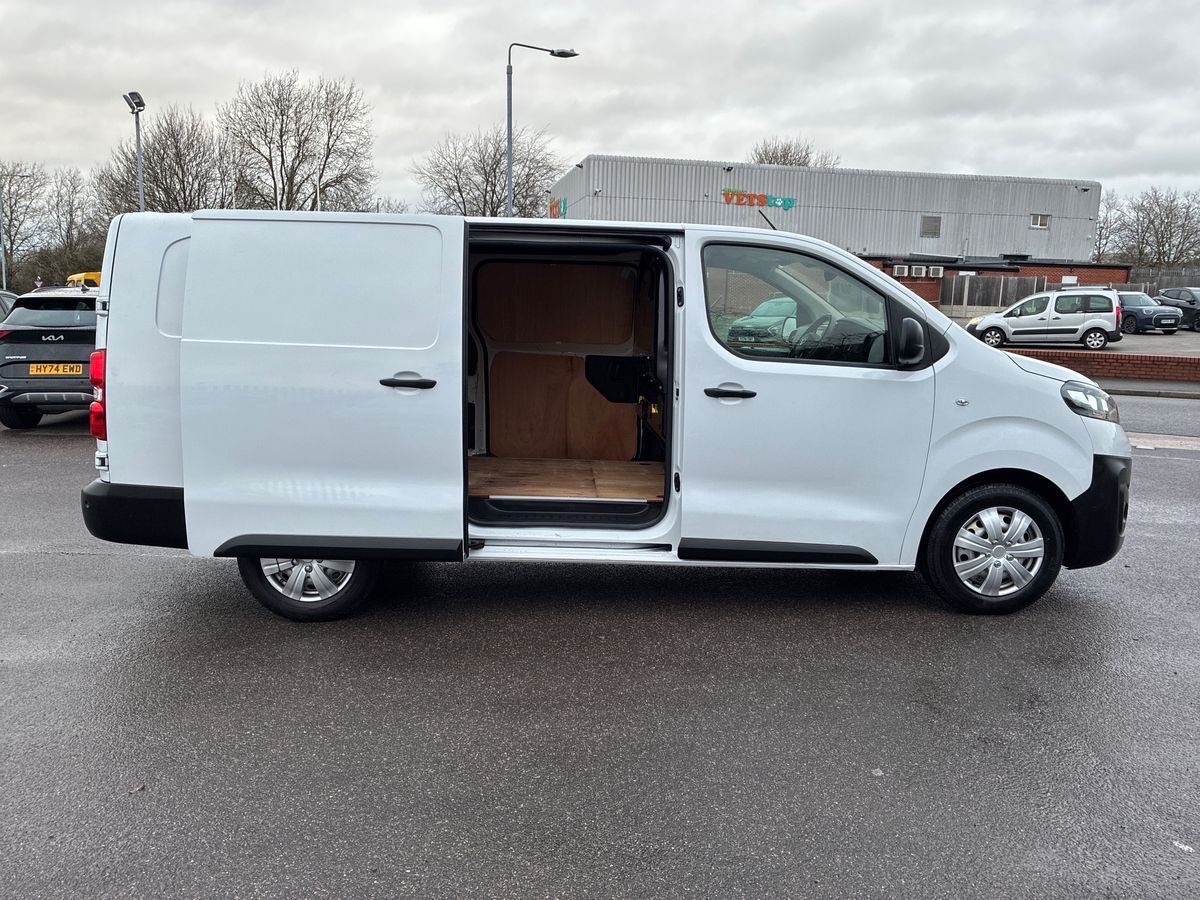 Used Vauxhall Vivaro 2022 for sale - 76958001: Photo 30