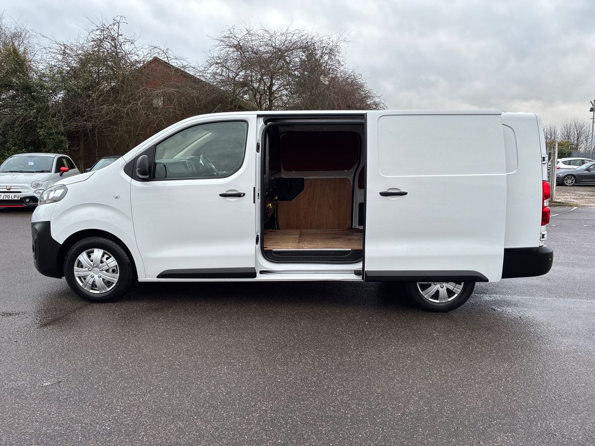 Used Vauxhall Vivaro 2022 for sale - 76958001: Photo 43