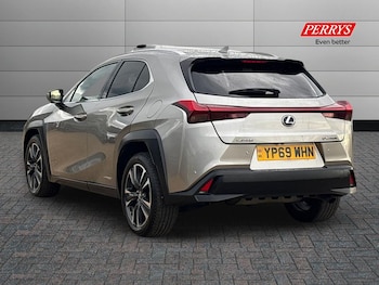 Used Lexus UX 2019 for sale - 76706914: Photo