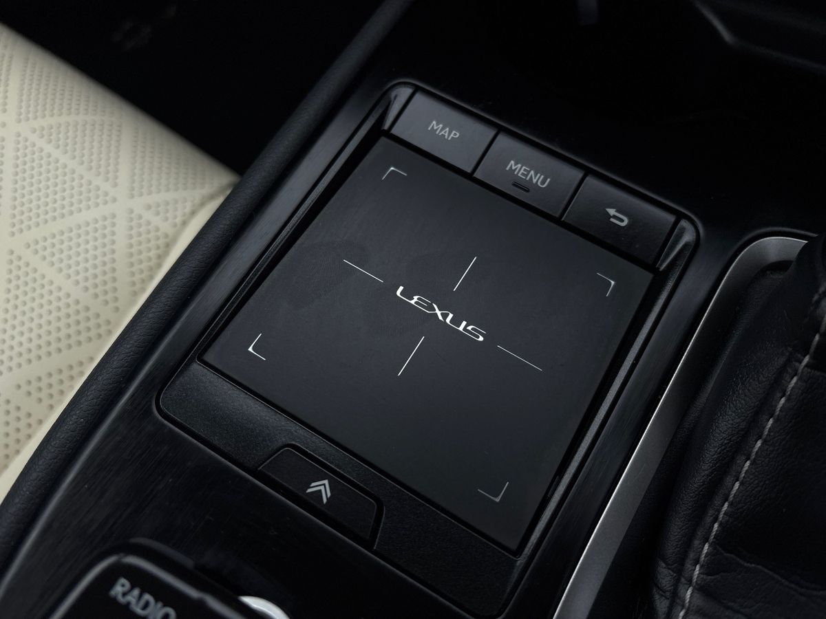 Used Lexus UX 2019 for sale - 76706914: Photo 33